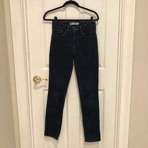 Levi’s Mid-Rise Skinny Jeans